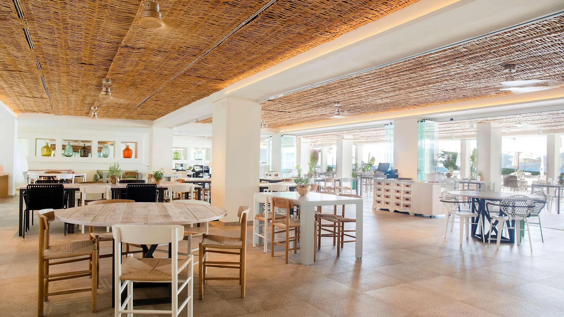 Me Ibiza - The Leading Hotels Of The World Santa Eularia des Riu 5*,
